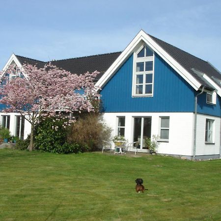 Haus Am Deich Ferienwohnungen Prerow Exterior foto