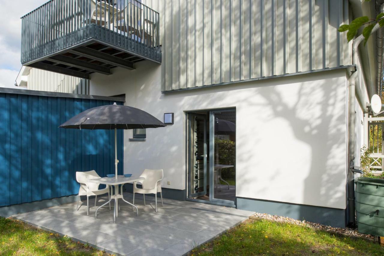 Haus Am Deich Ferienwohnungen Prerow Exterior foto